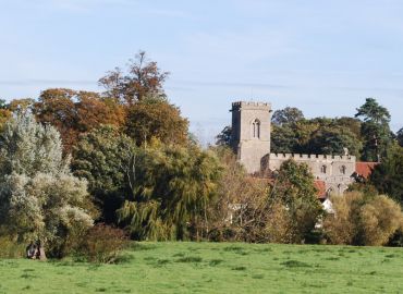Explore Oakley - St Mary's Church